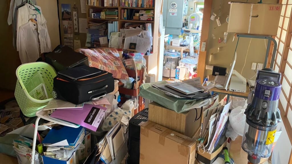 若林区白萩町での不用品回収事例　ビフォー
